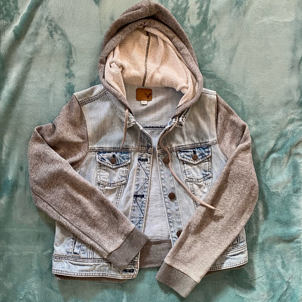 American eagle jean jacket hoodie